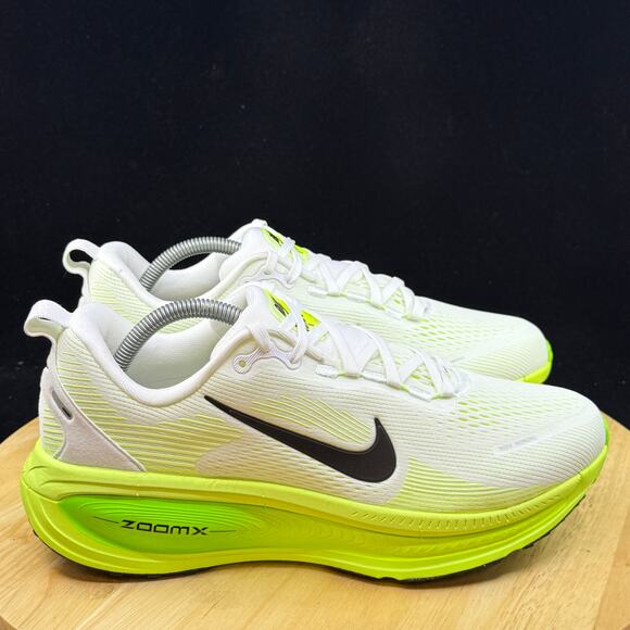 Nike Vomero 18 Electric Green Volt Black HM6803-100 Men\'s Size 8 Band New main image 4